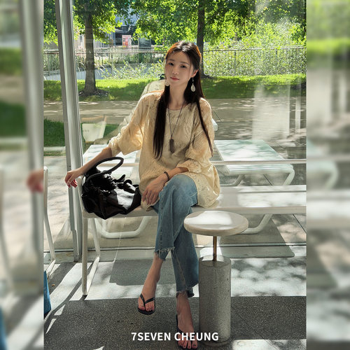 7SEVEN 烧花工艺~温柔暖米白 圆领设计精致优雅小衫长袖蕾丝衫女