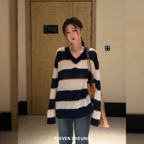 7SEVEN 绵羊毛+羊驼毛~撞色条纹 V领慵懒风宽松毛衣针织衫 3144