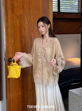 7SEVEN 100苎麻~柔杏色 重工蕾丝刺绣拼接法式V领长袖宽松上衣女