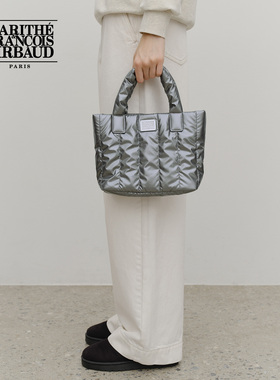 MARITHE经典LOGO亮面绗缝包 情侣实用大容量托特包2025秋新款