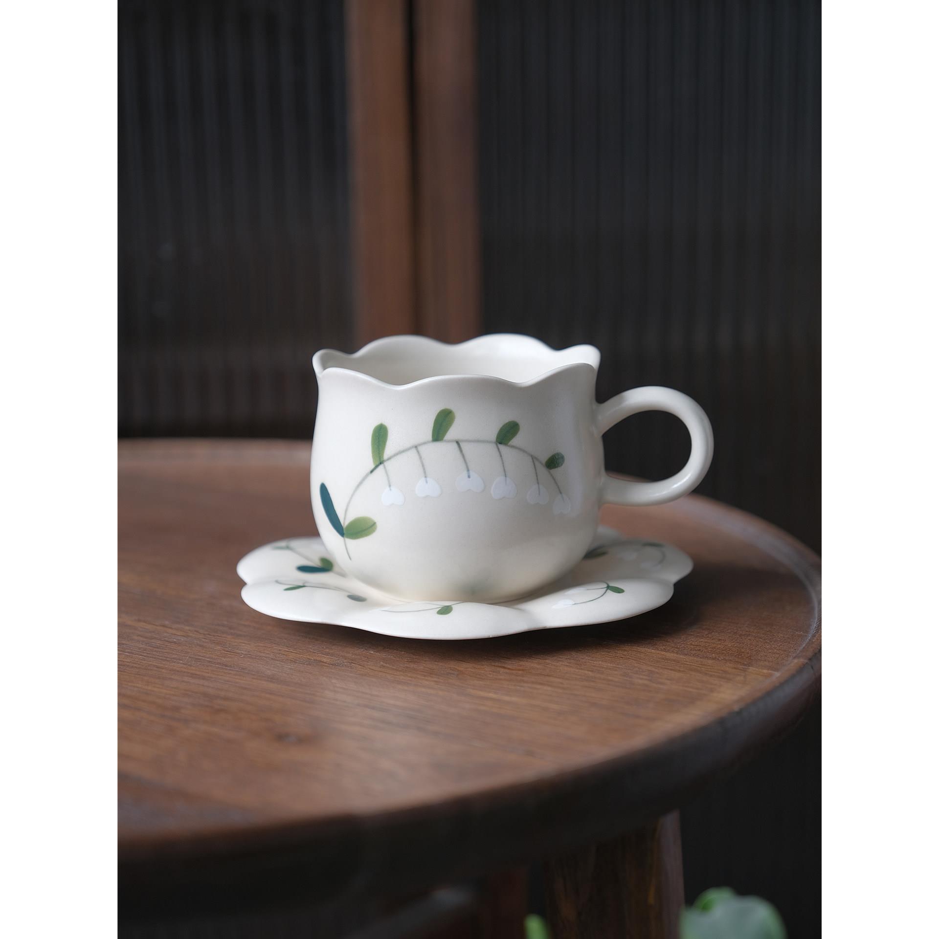 旷野集 景德镇咖啡杯女陶瓷杯碟套装花口拿铁杯精致铃兰拉花杯子