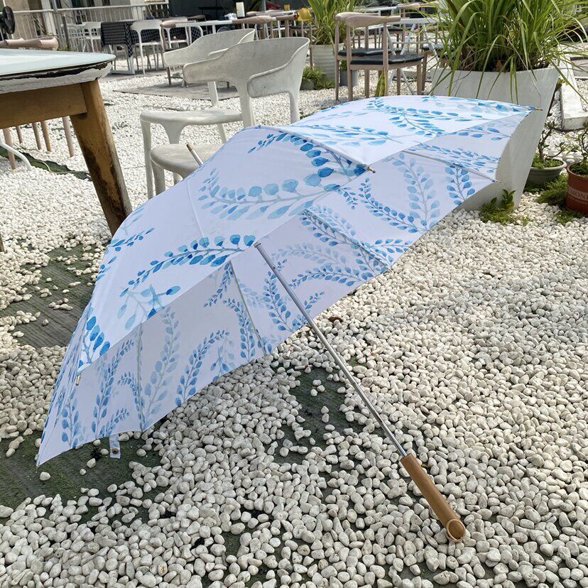 出日系直柄简约时尚女士手动雨伞 可携式轻量学生文字小清新成人s