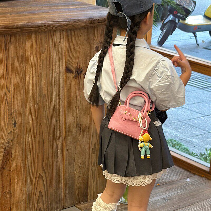 儿童包包时尚公主小女孩手拎单肩包2025新款夏天儿童斜背包贝壳包