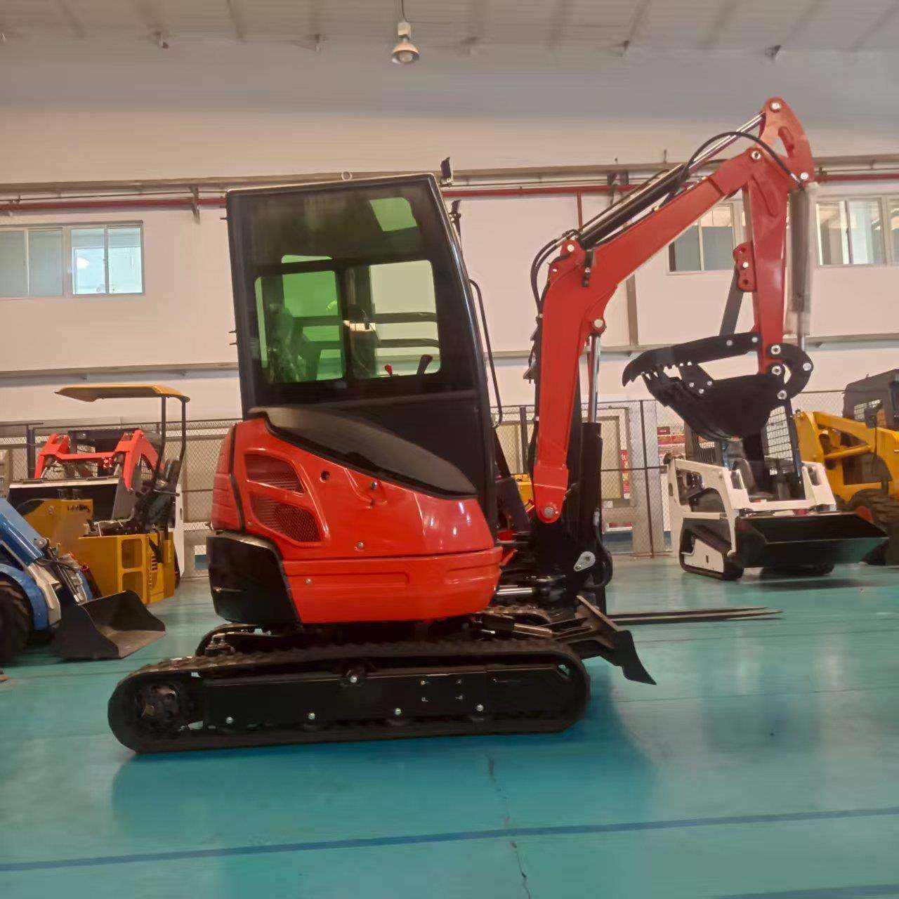 园林栽培勾机小挖机多功能小挖机果园挖沟施肥小型挖掘机农用,五金/工具,其他机械五金,淘宝优惠券,粉丝福利购,淘宝优惠卷