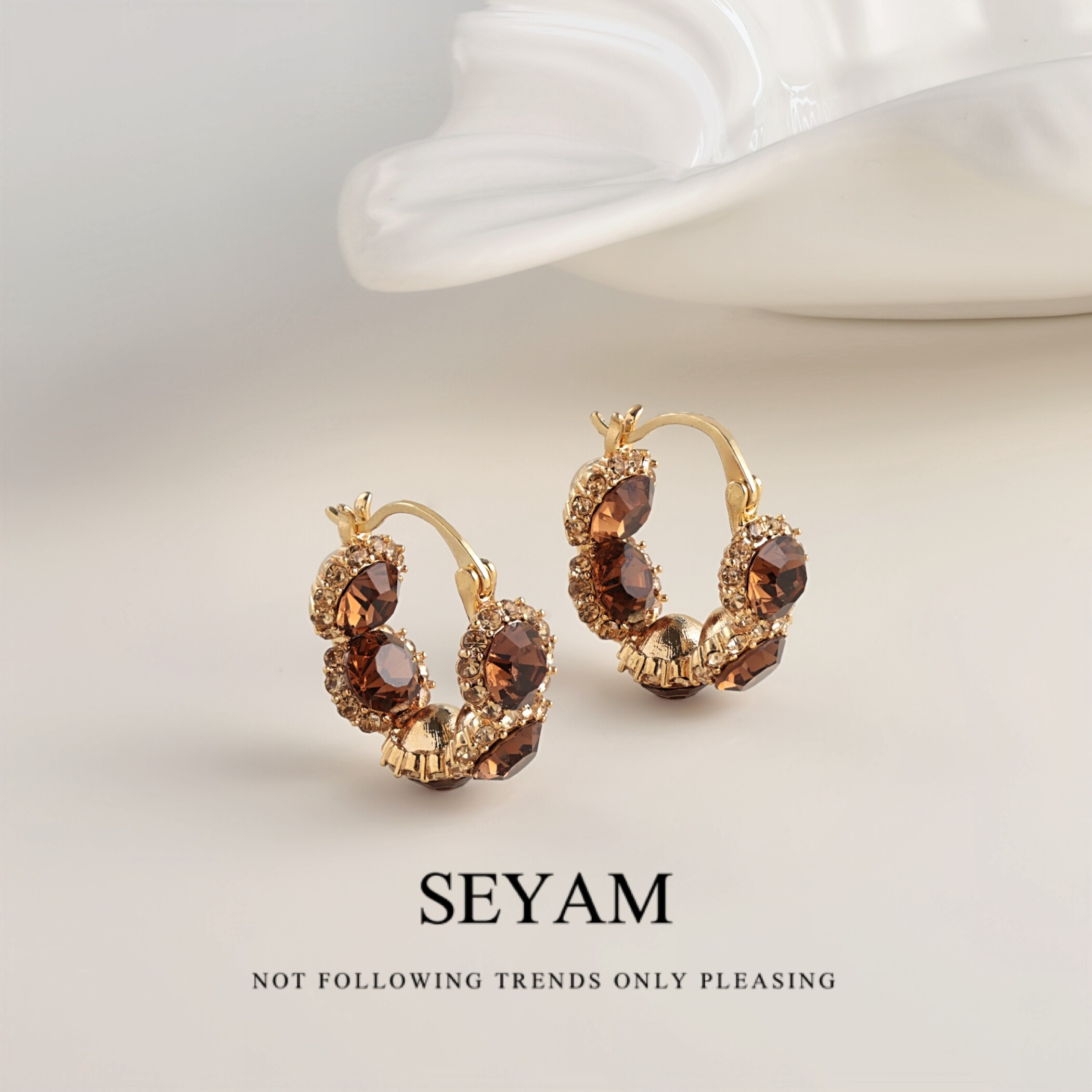 「SEYAM」Glow·美拉德棕水晶C型耳圈锆石焦糖色圆形高级复古耳扣