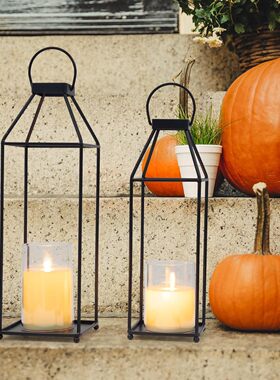 2个客厅装饰灯笼黑色金属灯笼前廊室内装饰带LED蜡烛灯笼装饰