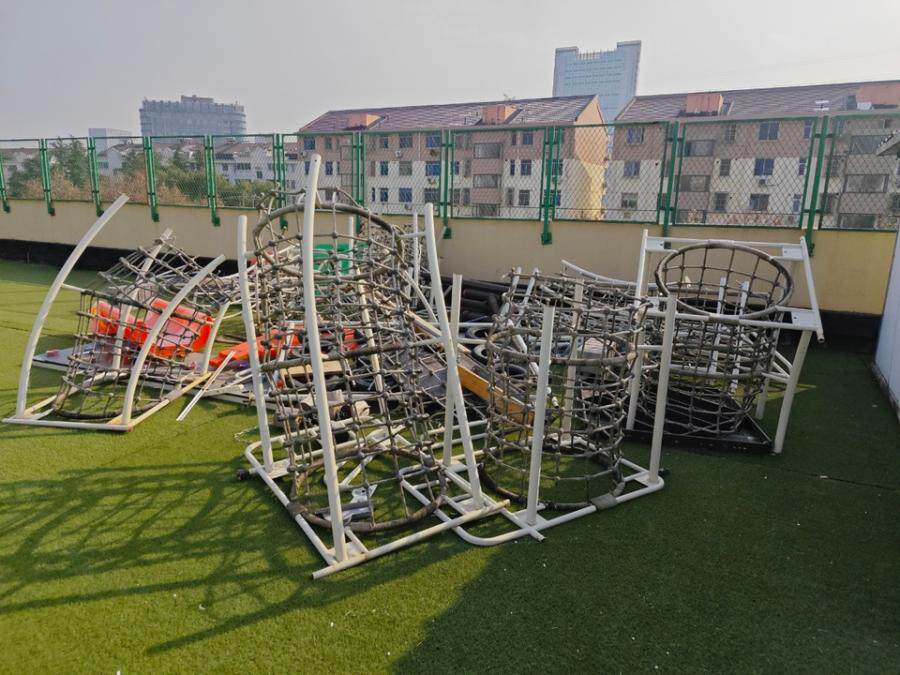 4月22日无锡市幼儿园废旧物资（互动桌、球网架、滑道、轮胎爬等）网络拍卖公告