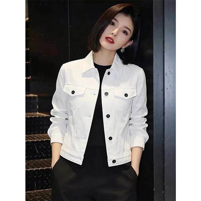 白色夹克排扣设计感外套女春季2026新款韩版短款翻领时尚休闲上衣