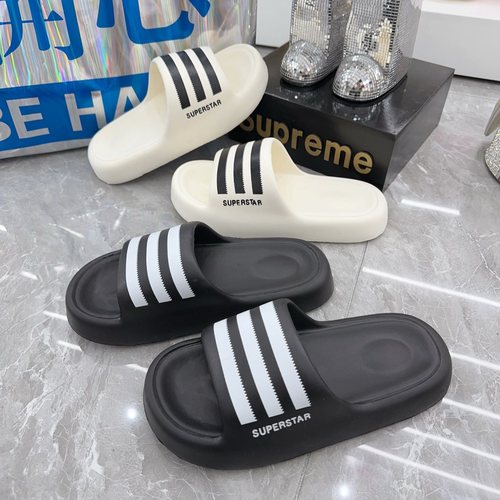 2025经典三条杠4厘米时尚百搭情侣拖鞋EVA洗澡浴室百搭情侣凉拖鞋