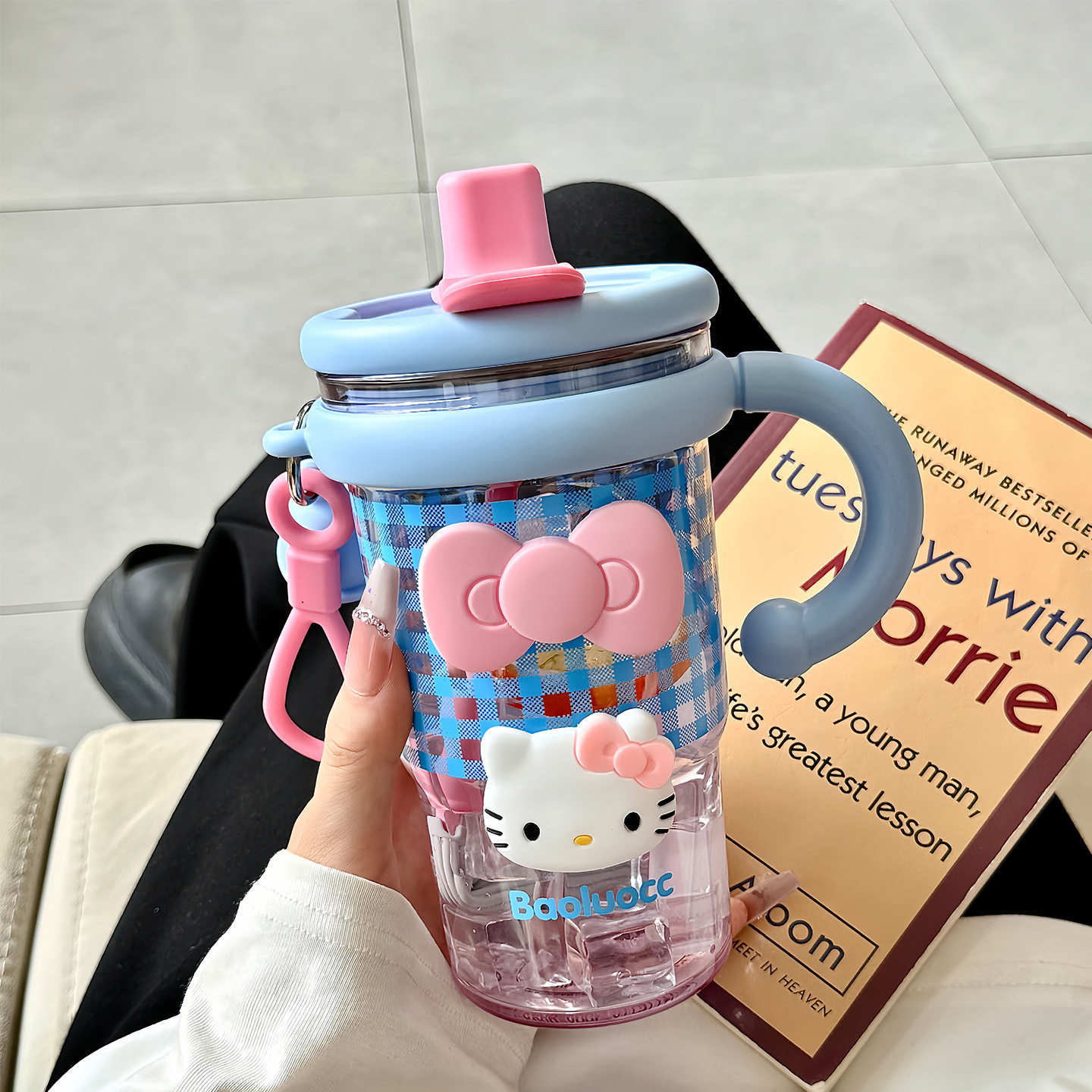 可爱hellokitty双饮水杯女生高颜值吸管杯学生便携大容量塑料水壶