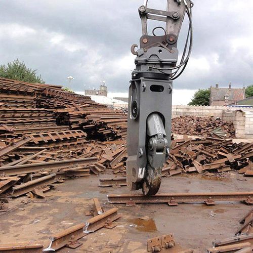 报废钢筋快速切分剪 勾机加装液压钢轨剪 大型废旧金属破拆钳