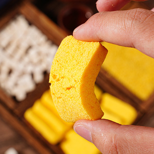 黄小米茯苓芡实八珍糕茯苓糕山药糕软糯早餐代餐休闲解馋小零食