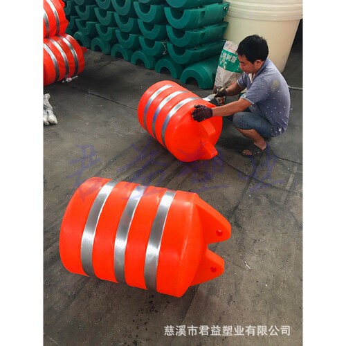 南郊拦船浮筒300*1000mm 拦污浮筒