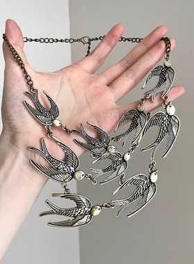 Vintage古着 Hundreds of birds fly in groups项链