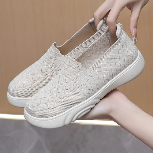 2025新款老北京布鞋女宽头透气厚底防滑百搭乐福休闲女鞋妈妈鞋