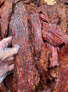 云南特产德宏傣族手工火烤牛肉干