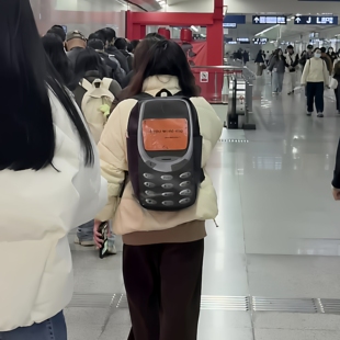 基亚书包抽象手机背包诺大容量学生上班族外出旅行通用双肩包男女