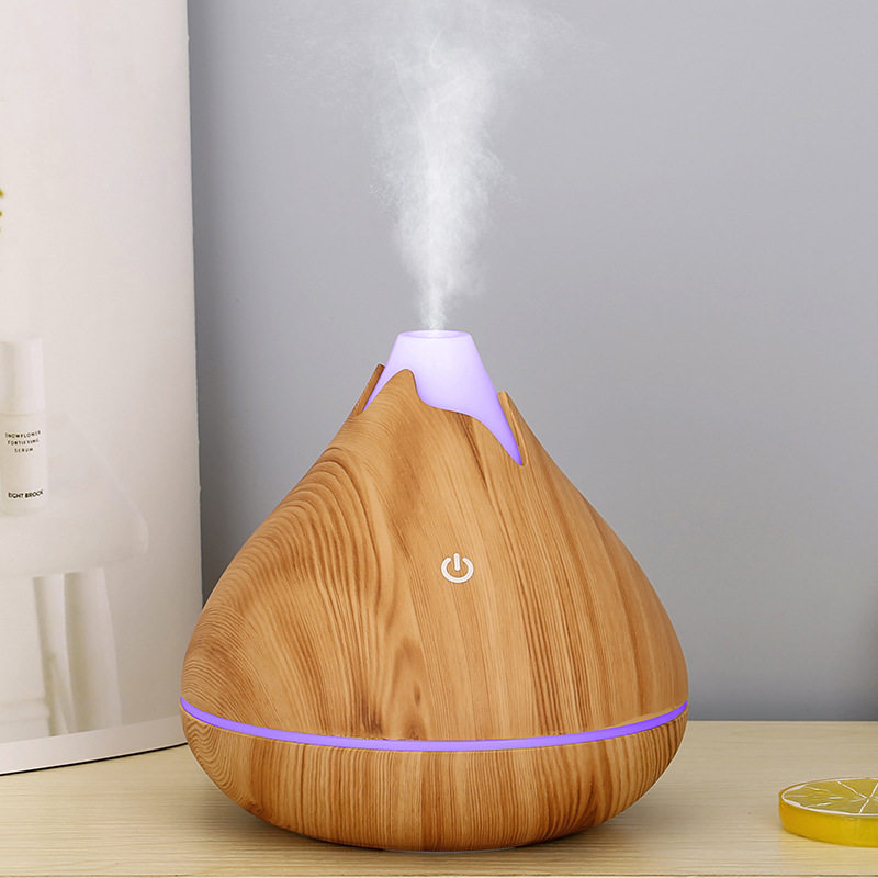 新品桌面usb加湿器七彩夜灯家用办公静音空气香薰加湿器木纹