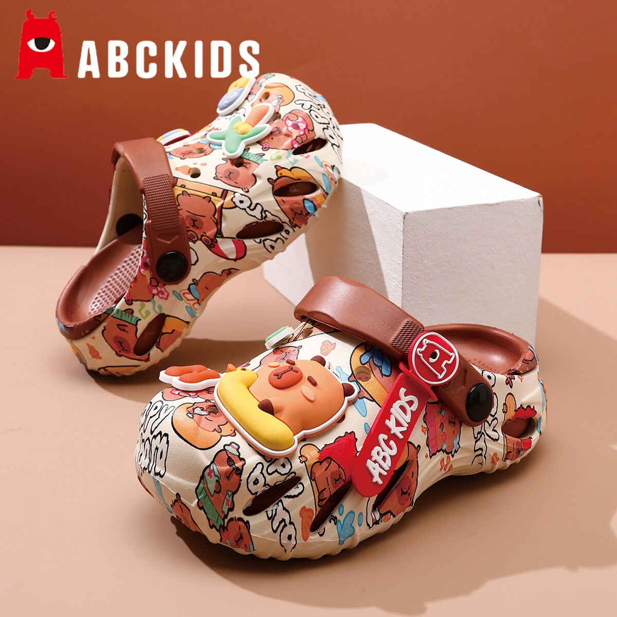 abc卡皮巴拉儿童洞洞鞋男童拖鞋夏季新款女童防滑凉鞋男孩沙滩鞋