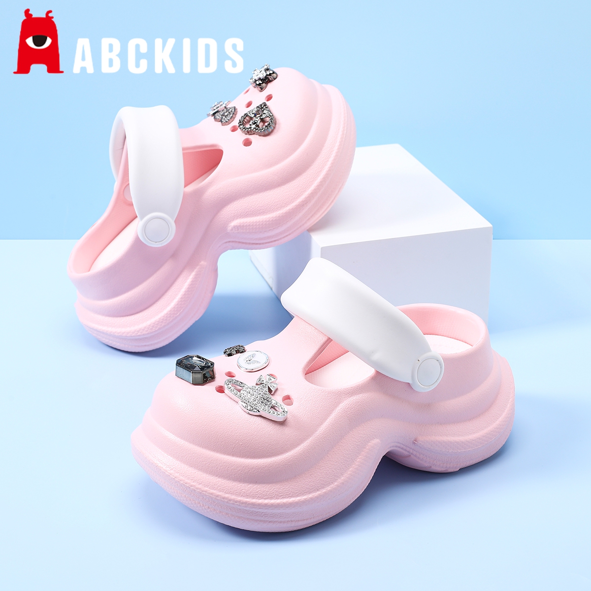 2025夏季新款儿童洞洞鞋女童拖鞋