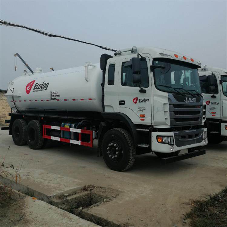 16-18立方吸污车 程力威CLW5250GXWD5吸污车 出口南非江淮吸污车
