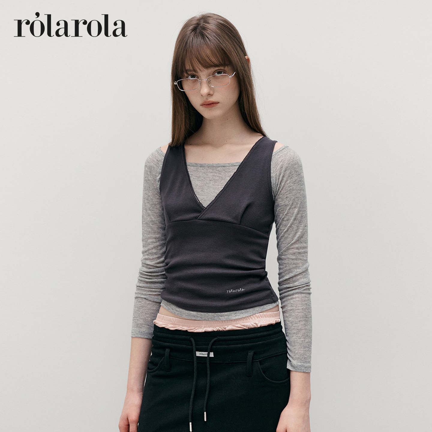 [张元英同款]ROLAROLA26年新款两件套叠穿背心T恤女V领叠搭上衣