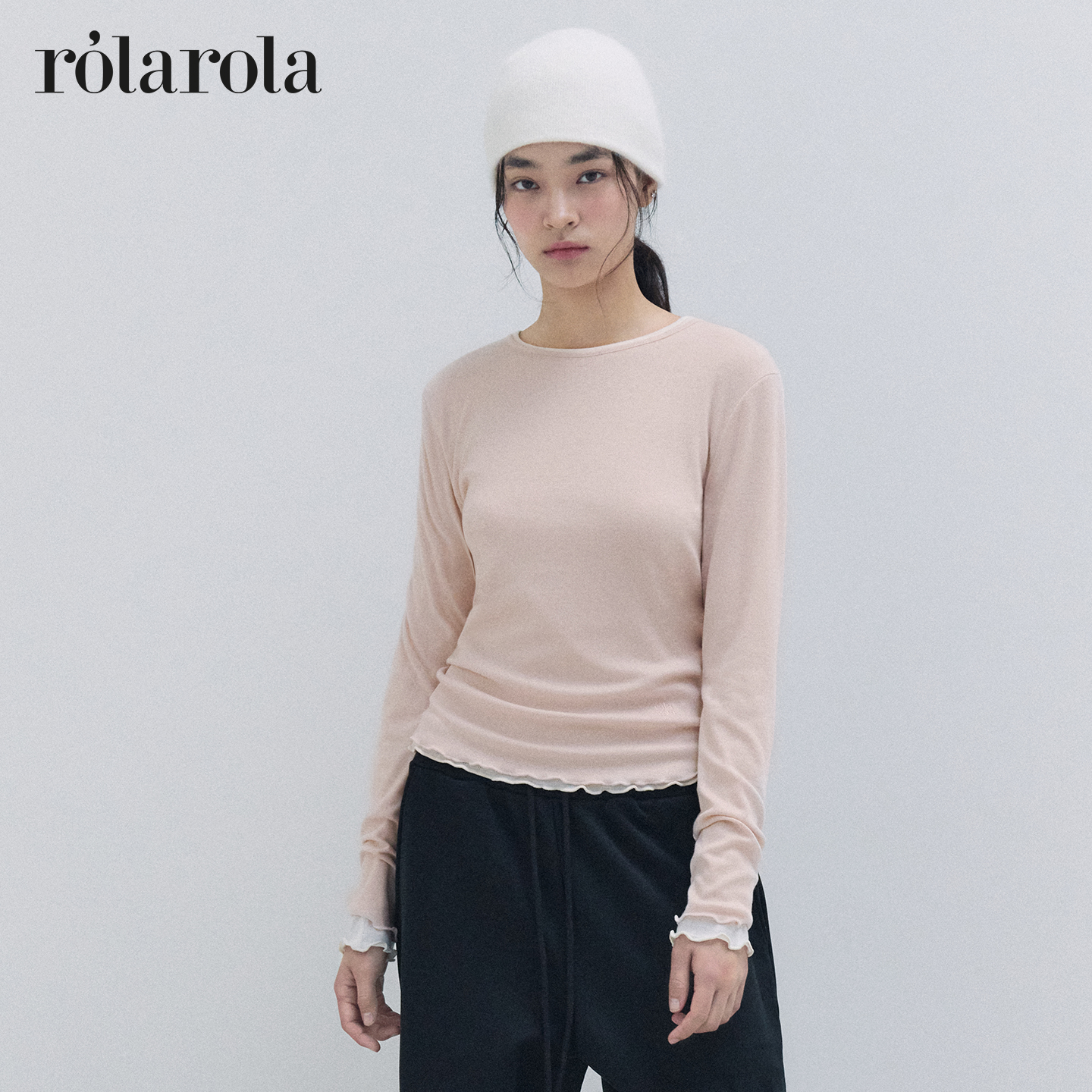 ROLAROLA2025年秋季新圆领长袖T恤女花朵修身打底衫木耳边内搭