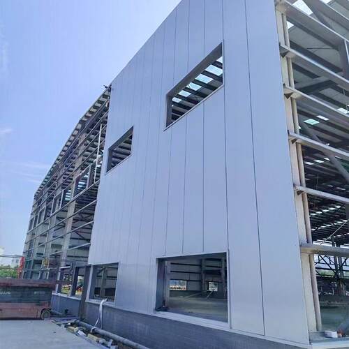 龙钢结构厂房建工外墙饰面程速装型钢构办公室轻造钢骨防火保温外
