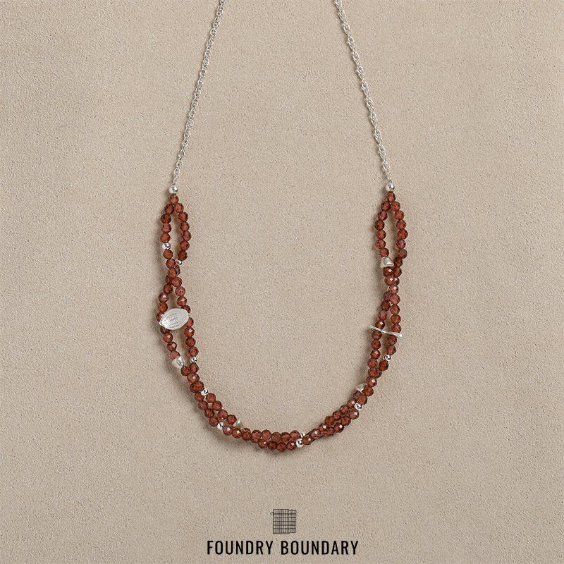 FOUNDRY BOUNDARY石榴石/黑发晶星点双层手工串珠项链
