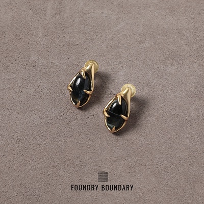 FOUNDRY BOUNDARY蓝虎眼纽爪耳钉