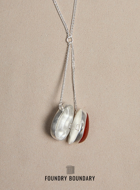 FOUNDRY BOUNDARY小贝果盒子项链红色树化石