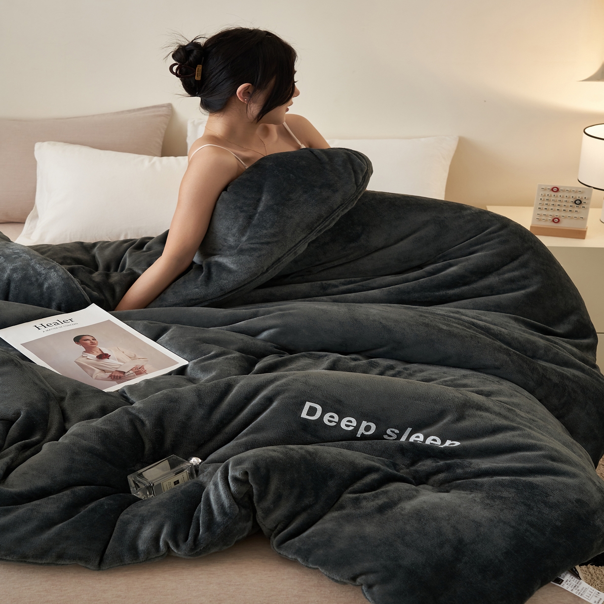 FUANINAIART牛奶绒被子秋冬加厚被子耐脏被子单双人被芯丝棉被芯