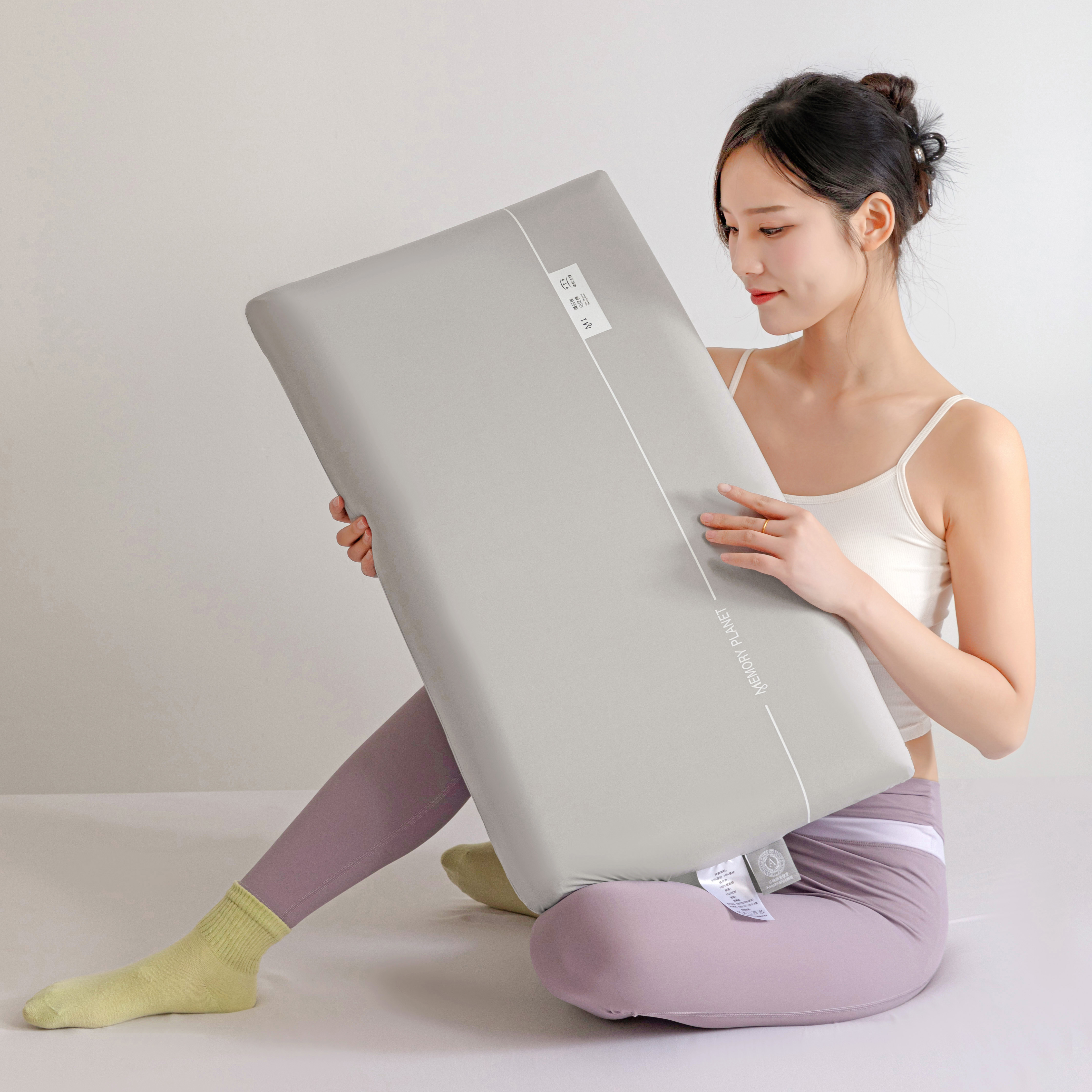 FUANINAIART家纺记忆棉深睡枕枕芯慢回弹颈椎枕舒适护颈枕