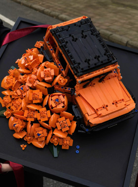 送男友惊喜礼物橙色奔驰大G积木车花手工成品摆件男士硬朗礼盒装