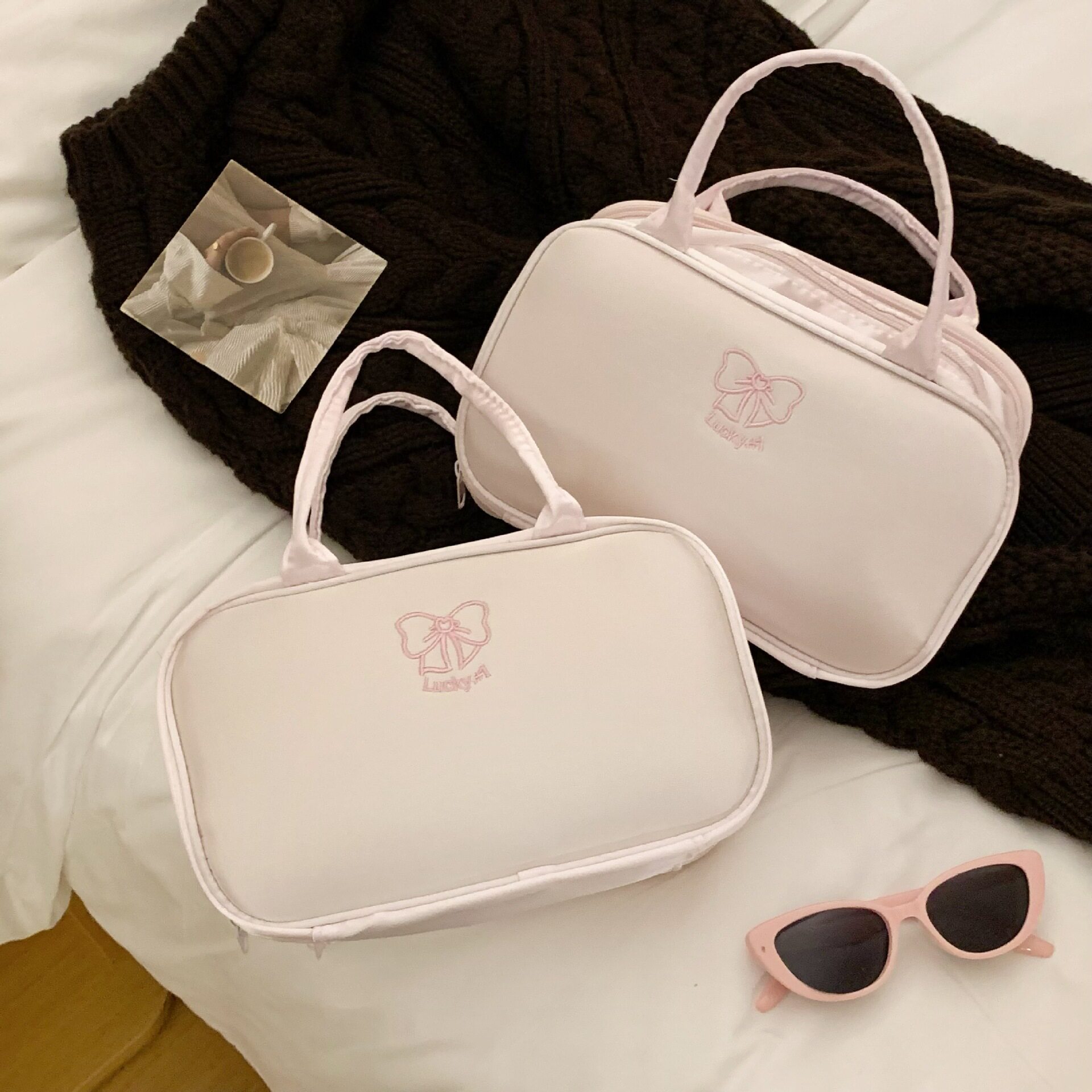 少女粉色三层化妆包旅行出差分区收纳包包大容量便携式手提洗漱包
