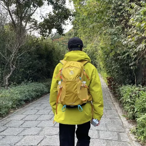 艾王25升户外徒步旅行悬浮登山包