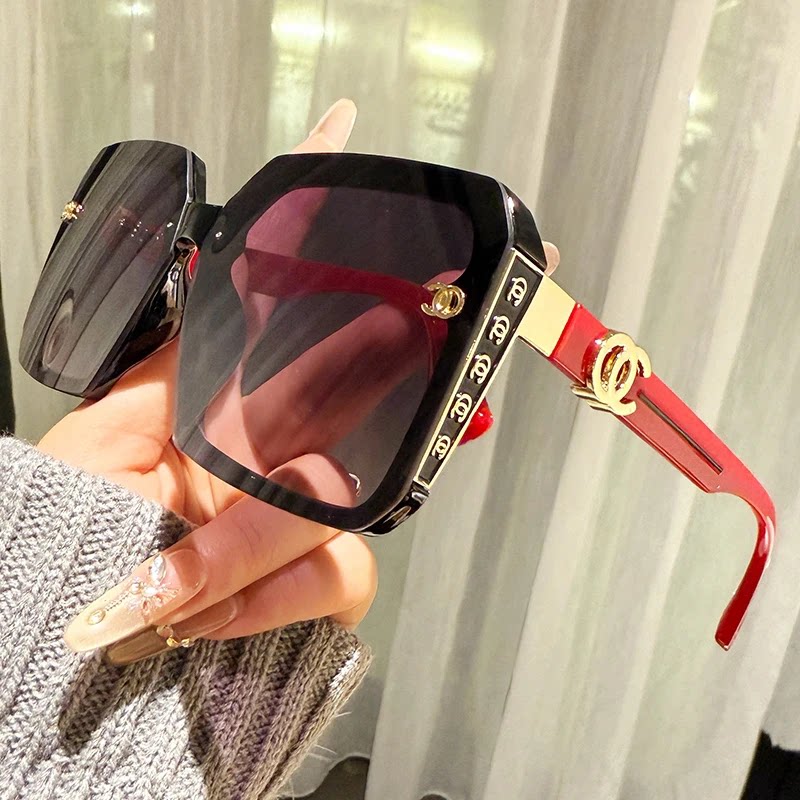 【定制款轻奢太阳镜】时尚百搭素颜防强光高级感防紫外线高清墨镜