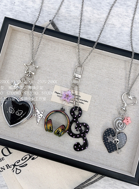 捧猫家-黑色甜酷风吊坠