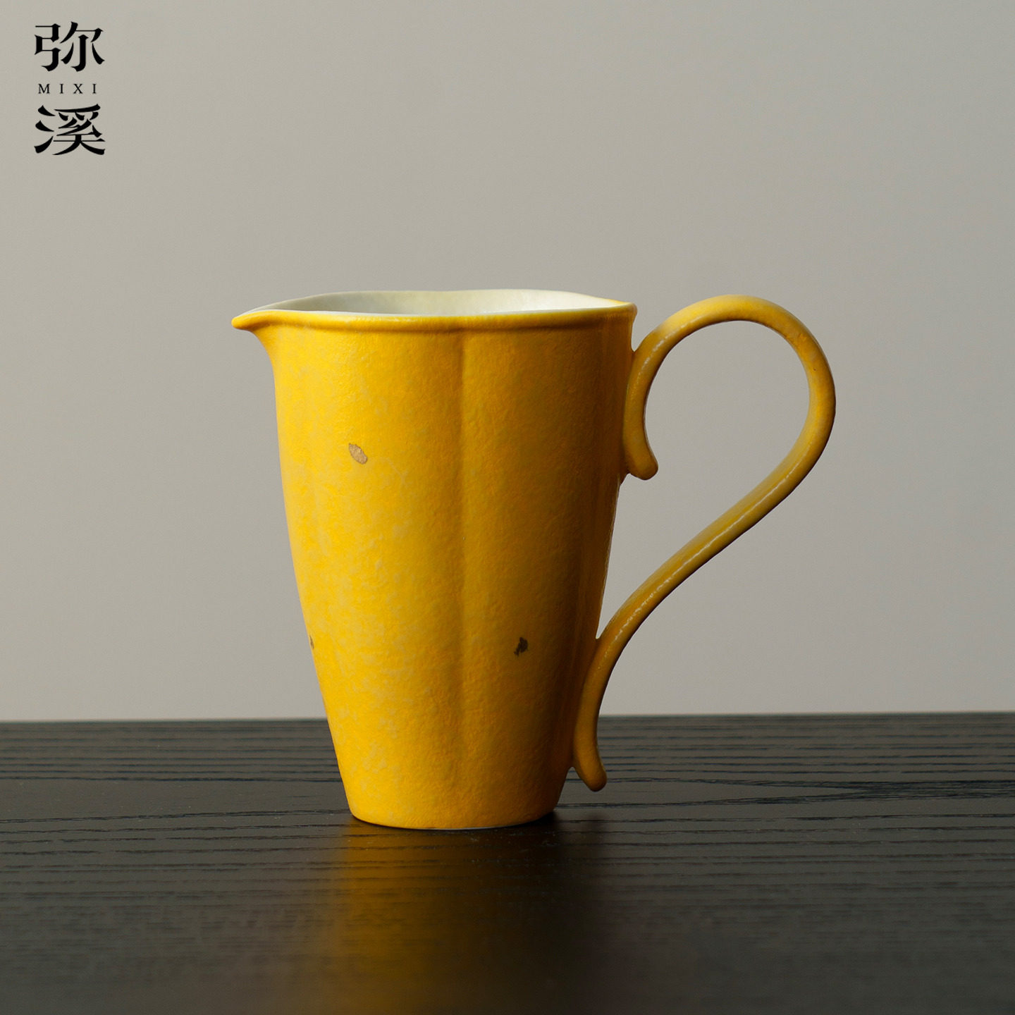 2025新款柠檬黄陶瓷公道杯家用创意轻奢匀杯手把分茶器茶具零配件图片