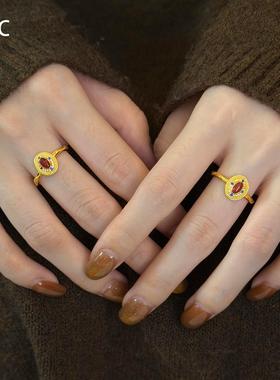 复古宫廷风镶钻红色椭圆蛋面戒指