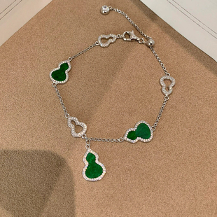 六宝葫芦绿玛瑙手链轻奢精致高级感小众设计时尚 气质大气高级手饰