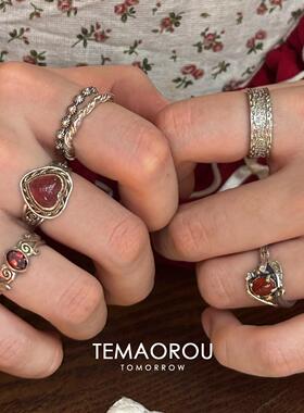 做旧银色爱心仿红宝石戒指高级感