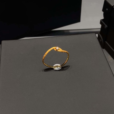 中古金色微镶闪钻拉丝灵蛇戒指