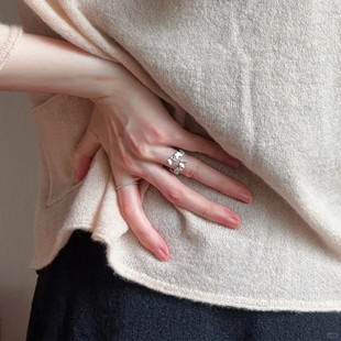 冷淡风银色蝴蝶戒指女轻奢高级感时尚 简约食指戒精致百搭气质指环