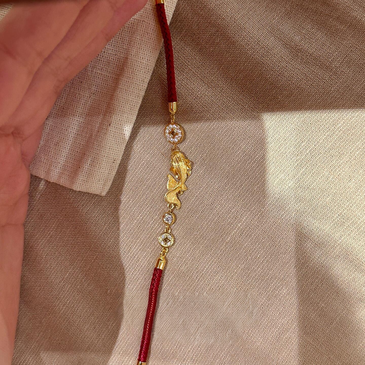 新中式拉丝锦鲤红色编绳手链复古轻奢新年喜庆高级感百搭转运手饰