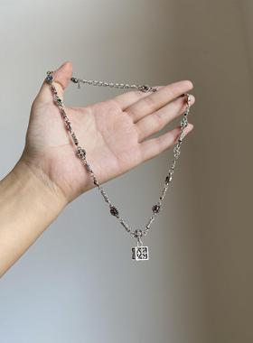 甜酷风方形十字架项链高级感轻奢