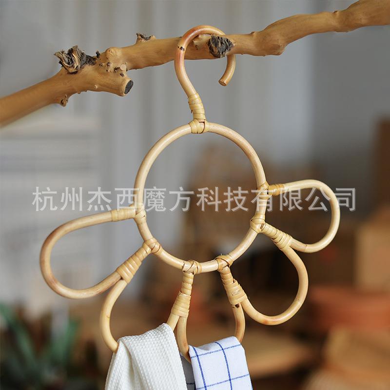 藤编花型衣挂太阳花小雏菊装饰衣架儿童房童装店拍照道具围巾挂