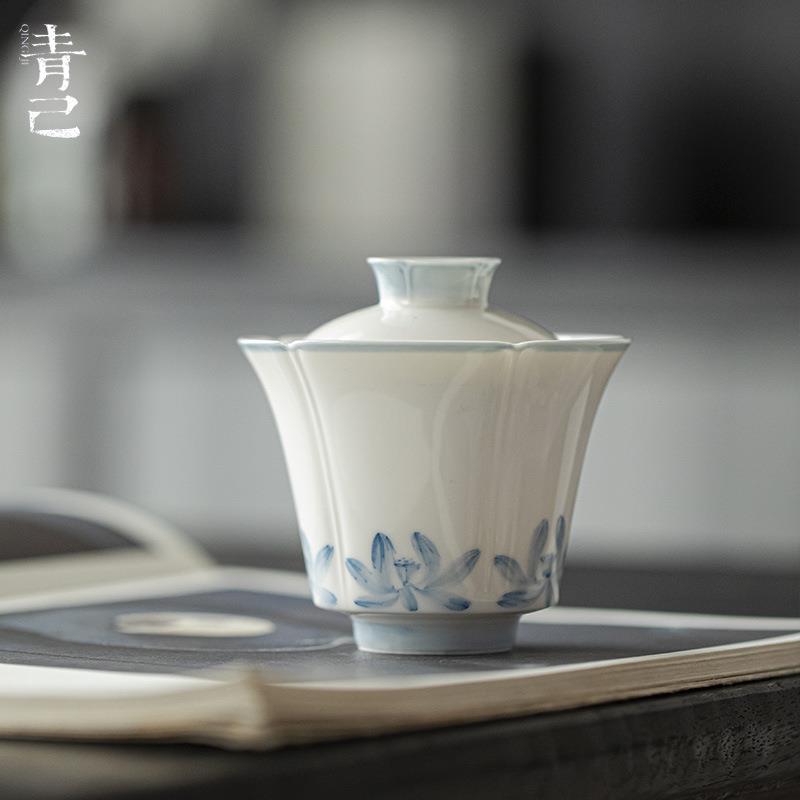 青己 青花釉下彩睡莲环绕盖碗 玉泥白瓷功夫茶具家用行思盖碗