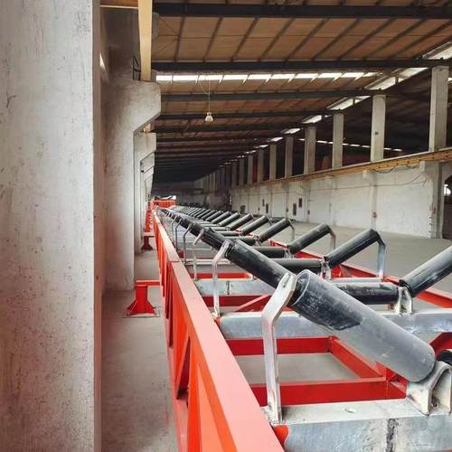 轻型输送机PVC小型皮带输送机轻型皮带运输机