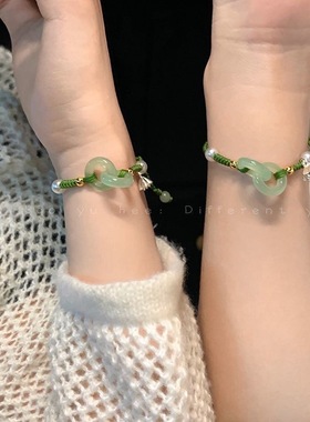 环环相扣平安扣好运连连莲花手链女情侣古风藏式彩绳可调节氛围感